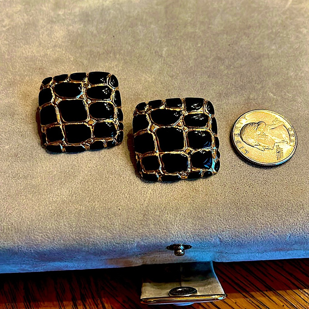 Authentic&Signed Donald Stannard clip earrings.ExcellentConditionArt Deco Rare